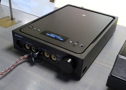 SONYヘッドフォンアンプ TA-ZH1ES