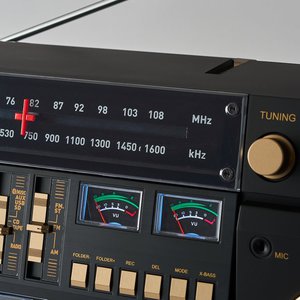 ORION、80年代デザインのBluetooth対応超大型CDステレオラジカセ