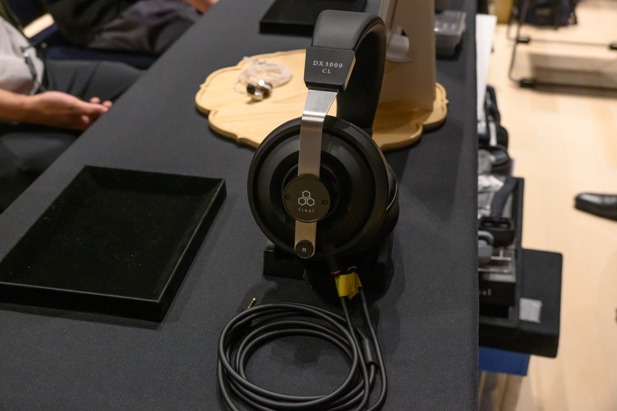 ^^ starteam ヘッドホン starteamヘッドホン