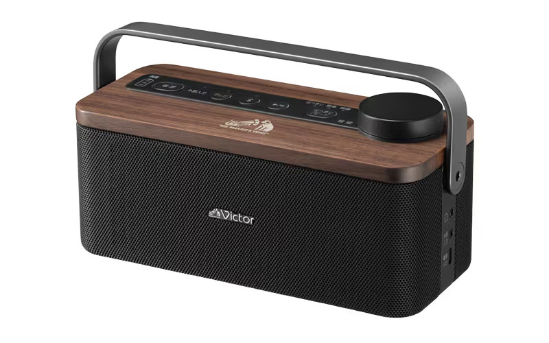 ビクター、天然木を使用したデザインのテレビ用お手元スピーカー“みみ