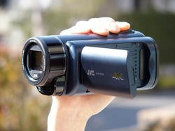 レビュー＞4K対応、しかも防水/防塵/耐衝撃/耐低温のビデオカメラ。JVC 