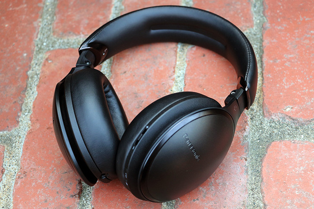 Panasonic RP-HD600N ワイヤレスヘッドホン ケース付き レビュー】心地良さを重視したノイズキャンセル機能が新鮮