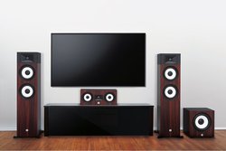 JBLの5.1chスピーカーが20万円で揃う！ 「STAGE」は『買える