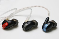westone w60【値下げ中】 いよいよ明日発売！ Westoneの8ドライバーイヤホン「W80」先どり