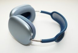 AirPods Max ライトニング　ヘッドホン本体のみ アップル、ワイヤレスヘッドホン「AirPods Max」発表！ 12月15日