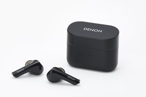 デノン初完全ワイヤレス「AH-C830NCW/C630W」の“独創的な音”は