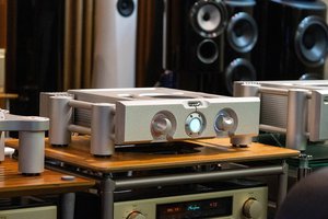 (独）DUAL プリメインアンプCV-1200 動作品、美品！ 英・コード製プリメインアンプの実力恐るべし！「Ultima