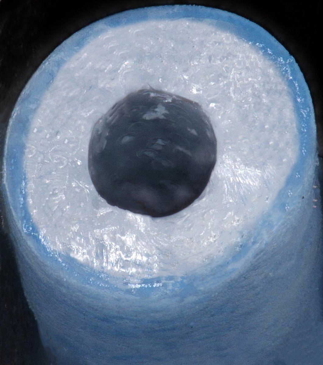 AIM�uSILVER STREAM�yNAX�z�v�ɍ̗p����Ă���≏��Air 2�̒f�ʐ}