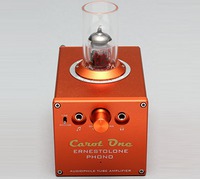 Carot One�A���{���ʎd�l�̃t�H�m�C�R�����E�^��ǃv�����C���uERNESTOLONE PHONO EX�v