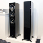 �e�N�j�N�X�AGrand�N���X�̐V�g�[���{�[�C�X�s�[�J�[�uSB-G90�v�B�y�A��50���~