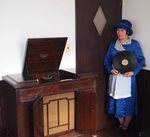 �吳�����`���a�����̕���̌����Œ����~����A�u�~����ӏ܉�����Љ�v���J��