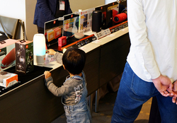 �Ƒ��A��Ȃǁg�V�����I�[�f�B�I�t�@���h�œ��키��3��u�k���I�[�f�B�I�V���E�v���|�[�g