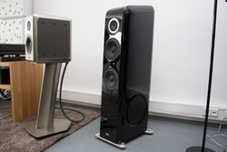 �yHIGH END�zTAD�A�gTAD-ME1���t���A�^�ɔ��W�������h �V�X�s�[�J�[���Q�l�o�W�B�V�A���v��