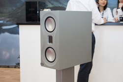 �yHIGH END�z���j�^�[�I�[�f�B�I�A���͋@Platinum�̋Z�p���Ïk�����R���p�N�g�X�s�[�J�[�uStudio�v