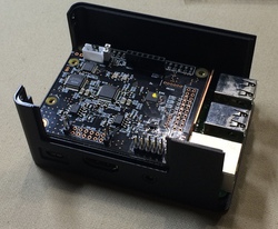 �u���C�g�[���A���Y�p�C�pDAC��uTerra-Berry DAC2+�v�w���ŃC���z���P�[�u�����v���[���g