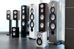 REVEL�A�x�����E���E�h�[���E�g�D�C�[�^�[���ڂ̃X�s�[�J�[�uPERFORMA Be�V���[�Y�v2�@���10������