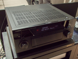 ��OTOTEN�����}�n�AAI���p�T���E���h�V�X�e�����ڂ�AV�A���v�f���^Olasonic�́g�ō������h�ڎw����BT�X�s�[�J�[���o�W