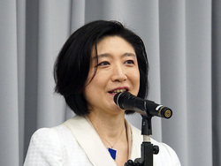 ���{�I�[�f�B�I�������J�ÁB�V��ɏ��엝�q���������A�C�^�n�C���]���S�萔���������啝��