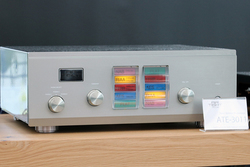 �~�����w��HIGH END�ł����ڂ̓I�AAIR TIGHT���J�����̐V���f��2�@��ɔ���