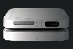 MSB�AUHD BD�Ή��̃��j�o�[�T���E�g�����X�|�[�g�uSelect Transport�v�B�����d���Z�b�g��550���~