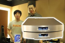 �l�b�g���[�N�I�[�f�B�I�̐�[���䂭�u�����h�uLUMIN�v�̍��`�I�t�B�X��K��I