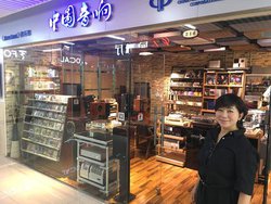 �E�B���A���X�_�q�̏�C�I�[�f�B�I�V���b�v�ˌ����|�[�g�B�ǂ����Œ�����т͌Í��������ՓI