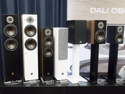 DALI�A��ԃn�C�R�X�p�E�X�s�[�J�[�uZENSOR�v�t�����V�B�uOBERON�V���[�Y�v�V�o��