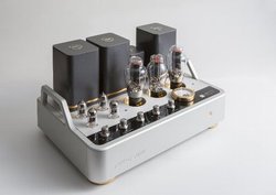 ���Γd��H�ƁA�I���W�i���^��ǃA���v�uTA-S01�v�̐�s�������9��22���J��