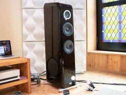 TAD-ME1���t���A�^�֔��W�������V�X�s�[�J�[�uTAD-E1TX�v�B�y�A220���~