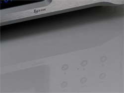 �G�\�e���b�N�A10��15���ɐV���i���\�ցB�e�B�U�[�ʐ^��Facebook�Ō��J