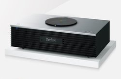 �e�N�j�N�X�A�uOTTAVA f�v�w���ґS���ɃI���W�i���I�[�f�B�I�{�[�h�̃v���[���g�L�����y�[��