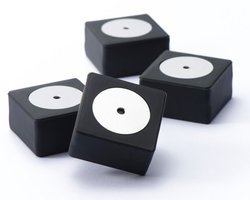 �q�mEP�ABLACK RAVIOLI�̃C���V�����[�^�[�uBR.BigPad�v�̐V���f��