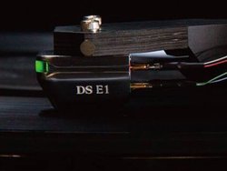 DS Audio�A���J�[�g���b�W�V���f���uDS E1�v��2019�N1��������
