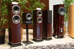 ��TIAS���V�s�X�s�[�J�[�u�����h�AFYNE AUDIO���I�^TRANSPARENT����w�b�h�z���p���P�[�u��