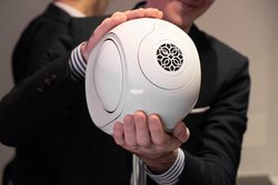 DEVIALET�A�uPHANTOM REACTOR�v���\����J�ÁBLINE���o���A���{�ł̒��c�X�W�J������