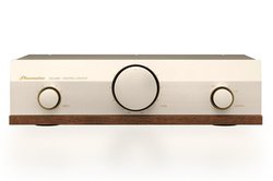 �t�F�[�Y���[�V�����A�p�b�V�u�A�b�e�l�[�^�[���v���A���v�uCM-2000�v�B�o�����X���o�͂ɑΉ�