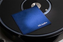 DS Audio�A���J�[�g���b�W�V�K�w�����������[�U�[�S���Ƀ}�C�N���t�@�C�o�[�N���X�̃v���[���g���