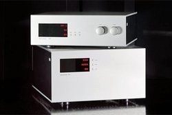 �A�[�N�E�W���C�A�ASoulution���i�̎�舵���J�n�B���m�p���[�u701�v�^�v���u725�v