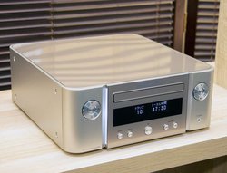 30�����A��1�ʁA�}�����c���@�\���^���V�[�o�[���uM-CR612�v�ɐi���B�V���O���ڑ���4ch�A���v�쓮���\