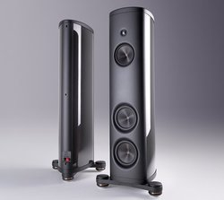 MAGICO�A�J�[�{�����G���N���[�W���[�̗p�́gM�V���[�Y�h�ŐV�X�s�[�J�[�uM2�v�B�y�A700���~