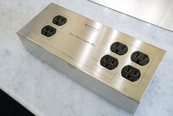 �N���v�g���A�n�C�u���b�h�\���̗p�̓d���{�b�N�X�uPB-333�v�ƓS�����蔖�^�I�[�f�B�I�{�[�h�uAB-555�v