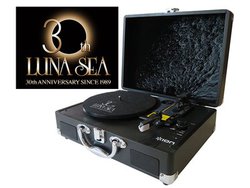 IOÑX[cP[X^R[hv[[ɁgLUNA SEA30NLOhfBS󒍐Y