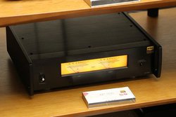 ��OTOTEN���e�B�A�b�N�̏��^�A���v�uAP-505�v�M���ɐV���i�����^�����d�C�u�[�X�͑��ʂȃf�����l�C