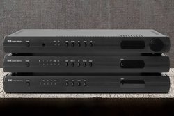 ELAC�AAudio Alchamy�̗�������񂾔��^�I�[�f�B�I�uAlchemy�V���[�Y�v�BDAC/�v����p���[�Ȃ�3�@��