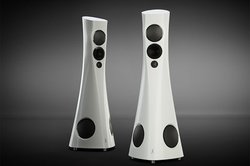 �G�X�e�����A�_�C�������h�g�D�C�[�^�[�̗p�̐V�t���O�V�b�v�X�s�[�J�[�uForza�v