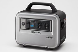 �z���_�A�g���y�d�l�h�̒~�d�@�uLiB-AID E500 for Music�v�B��27���~�ŗ��N2������