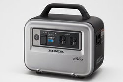 �y�Q���ҕ�W�z�z���_��������I�[�f�B�I�p�d���𕟓c������ƓO�ꎎ������C�x���g�A11��23���ɊJ�ÁI