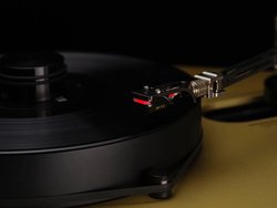 DS Audio�A���J�[�g���b�W�S�@�풮����ׂȂǍs���������11/30�ɉ���s�ŊJ�ÁB���������i����@���o��