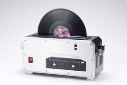 �N���E�f�B�I�A���R�[�h�N���[�i�[���Ƃ��I���B����̓g�[���A�[���ɐ�O