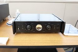 ���I�[�f�B�I�t�F�X�^�E�C���E���É����e�B�A�b�N�uPE-505�v��Pro-Ject�V�J�[�g���b�W�ȂǃA�i���O�֘A������